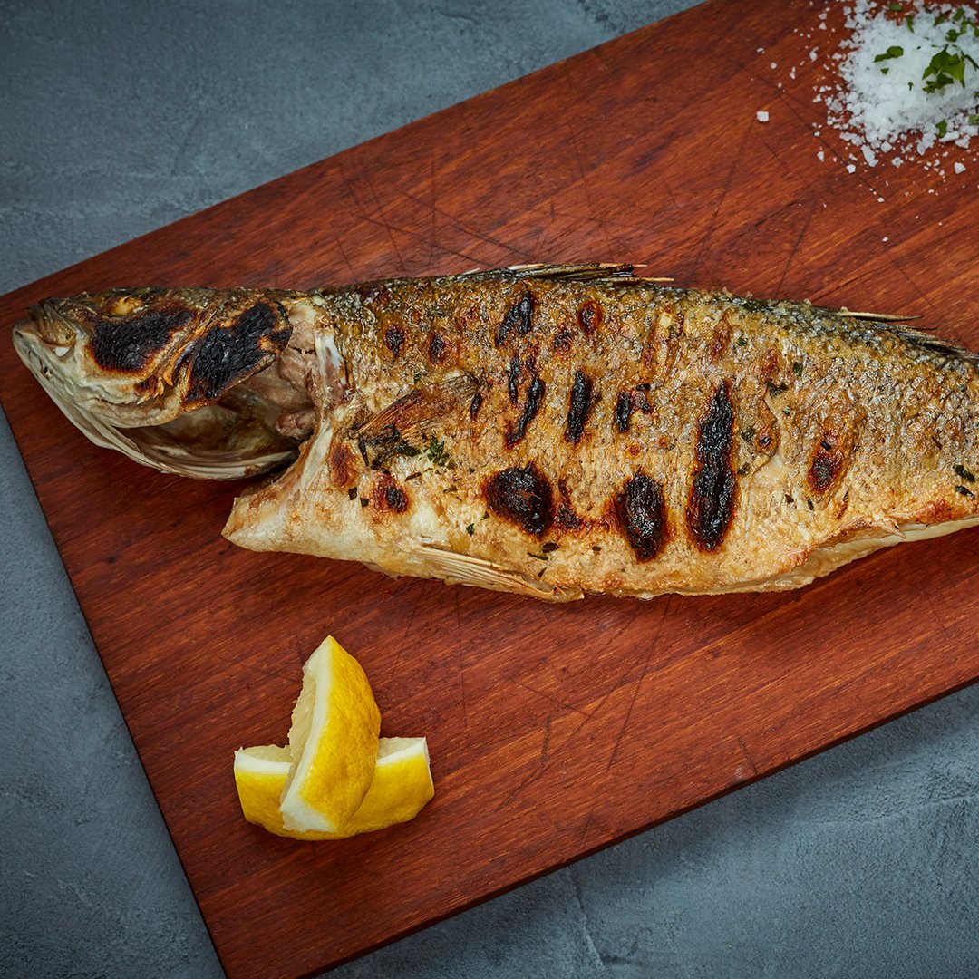 Delicate sea bass, grilled on our wood fired pit, just add a little salt and Amalfi coast lemons and you will feel like you’re dining in Portofino.
.
.
#marylebone #bestfood #italianfood #italiancuisine #londonrestaurant #bestrestaurants #londonfoodie #italianfoodbloggers