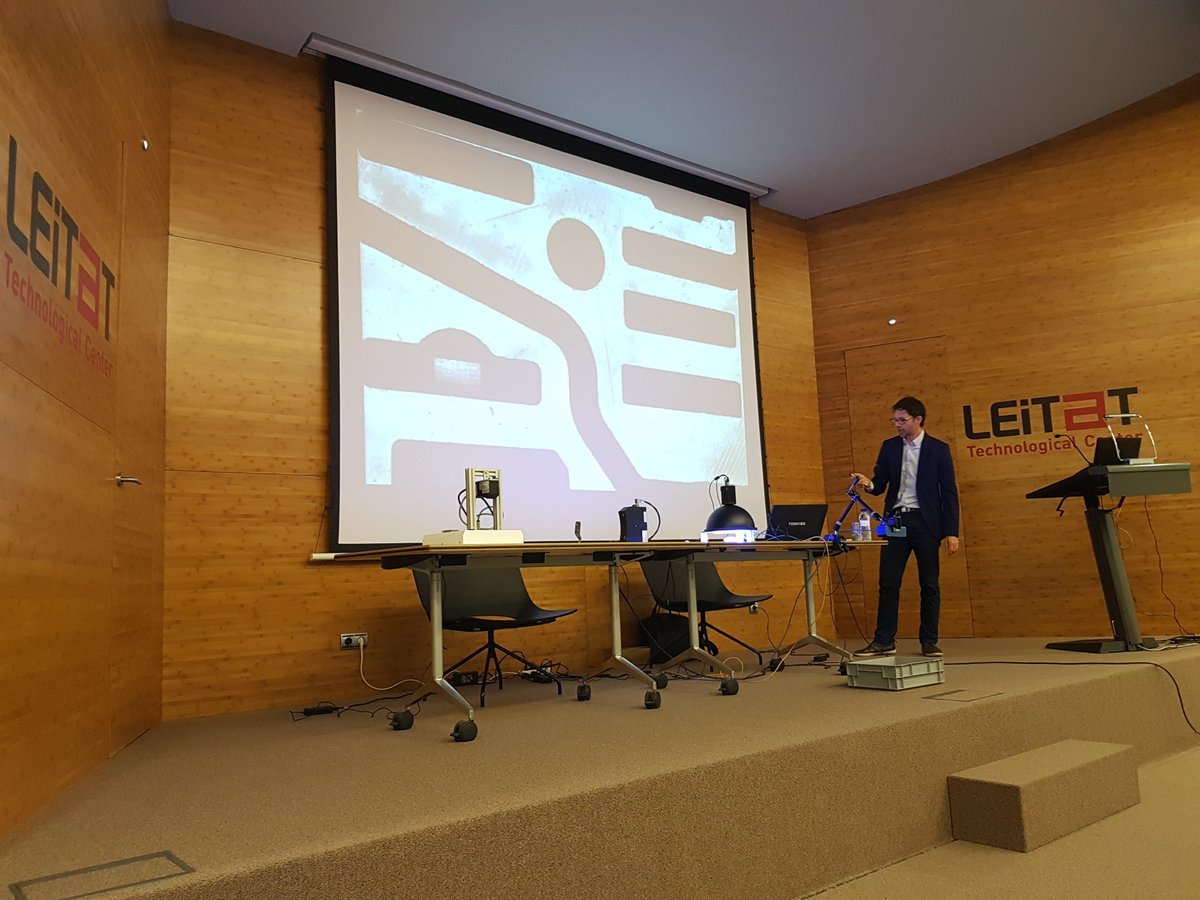 Leitat's tweet image. Hoy curso de visión artificial #artificialvision de
@INFAIMON en Leitat #Industry40