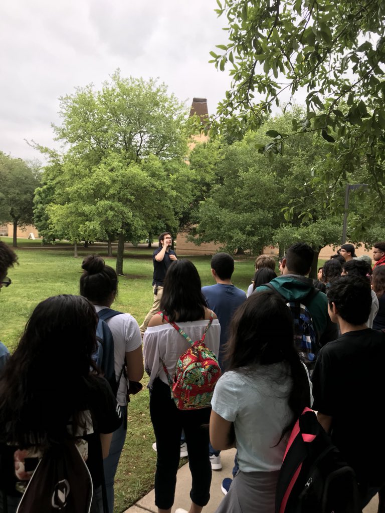 steve_schlabach's tweet photo. @WAISSBISD Juniors touring St. Edward’s University! #CollegeBound https://t.co/kqP5IlbdgW