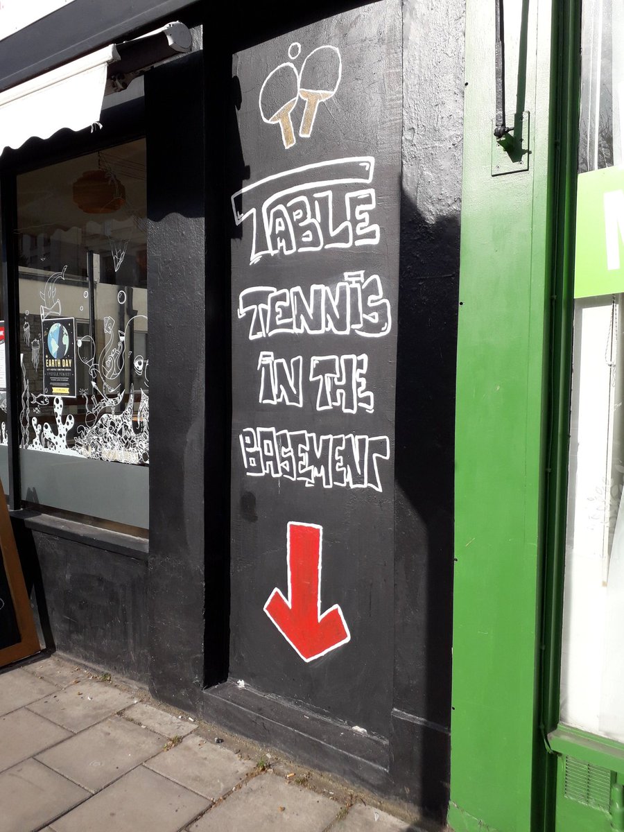 JaneDash's tweet photo. I found a place that could trap all the Yogscast editors https://t.co/6vA2uJi6jj