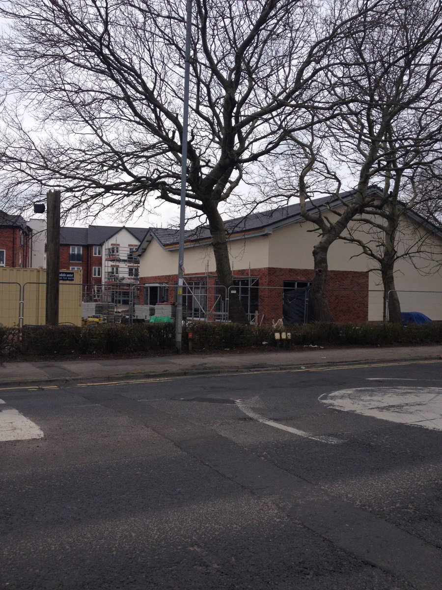 Coop_HowardBa's tweet photo. The New co-op will be opening soon in Thornton, it's looking good #TheCoopWay  #NO002 https://t.co/icgOOv1ofe
