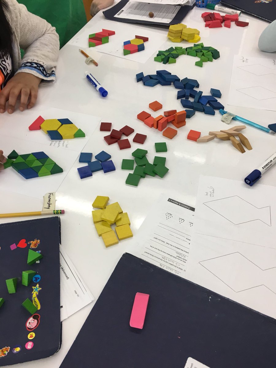 ketchesonj's tweet image. Diving into Spatial Reasoning this morning for our #flex15 @BayridgePS_LDSB ! #mathness