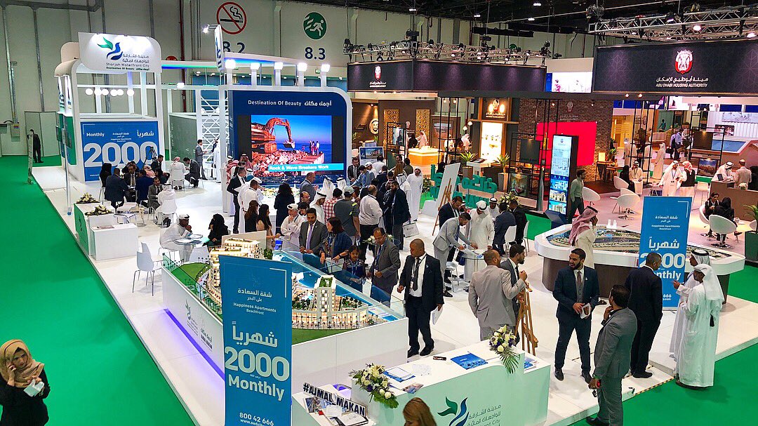 Ajmalmakancity's tweet photo. last hour for the 2nd day of #CityScape #AbuDhabi At #exhibitioncenter ... traffic till the last moment 👌🏻
#AjmalMakan #traffic #Sharjah #UAE #Swfcity https://t.co/ULWBclXtuy