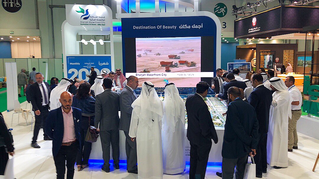 Ajmalmakancity's tweet photo. last hour for the 2nd day of #CityScape #AbuDhabi At #exhibitioncenter ... traffic till the last moment 👌🏻
#AjmalMakan #traffic #Sharjah #UAE #Swfcity https://t.co/ULWBclXtuy