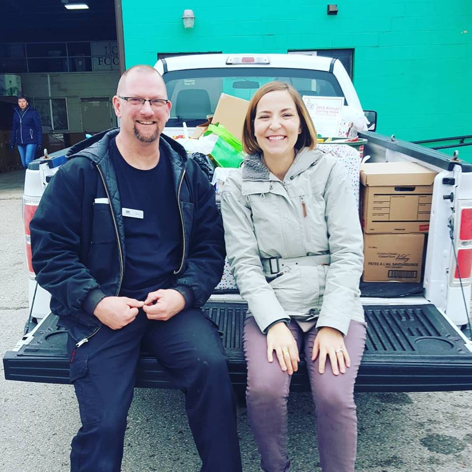 FRPOFACTS's tweet photo. Some photos from last night's #springhopefooddrive! Our members and their residents worked together to collect food donations for those less fortunate all over the province! Thank you for your generous contributions https://t.co/UPxfwwi9DW
