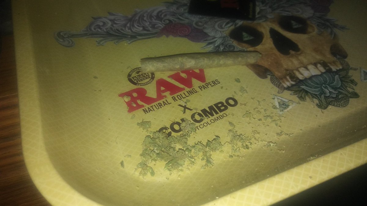 DonJuli28613140's tweet photo. Wake n bake 😗💨⛽#ganja #maryjane #marijuana #dankbud #goodsmoke #stoner #stonerlife #stoned #weedporn #weedstagram #weed #cannabiscommunity #cannabis #leaglizeit #pot #potporn #smokingweed  #goodweed #rawcones  #rawrollingtray #rawrollingpaper #rawrollingpapers #joint #joints https://t.co/nuaut2QguD