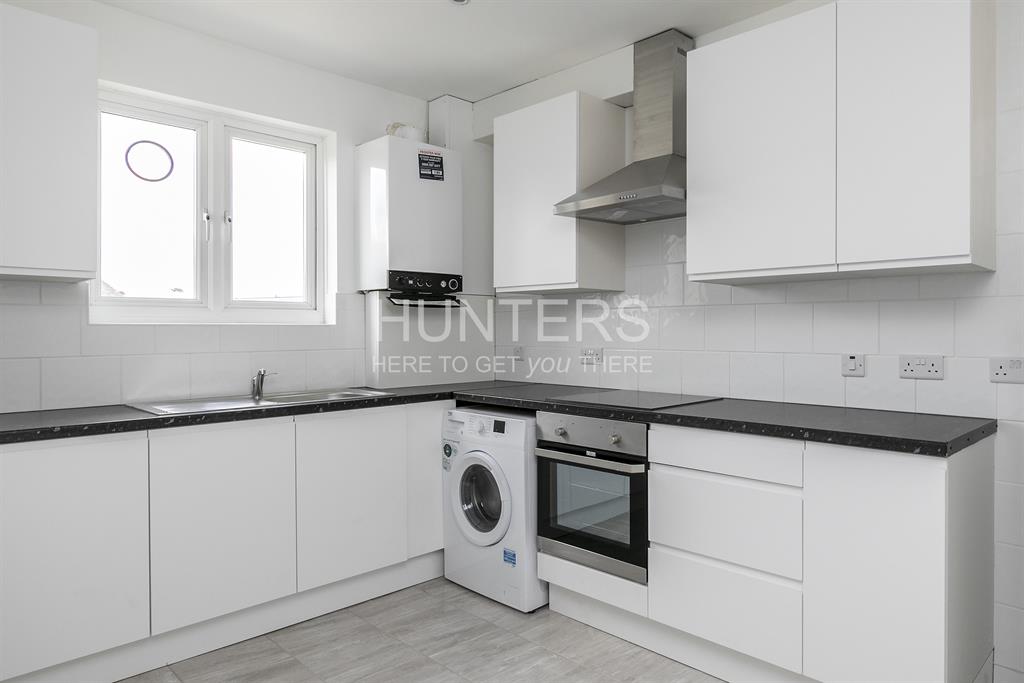 HuntersW9's tweet photo. Looking for a flat to rent in #W3? 
We would like to offer you a superb #NewlyRefurbished #2DoubleBedroom #apartment located minutes from #Acton. 
 
Give us a call today on 02074314777 to register your interest.
Alternatively send us an email westhampsteadlettings@hunters.com https://t.co/7LY0wF8nM7