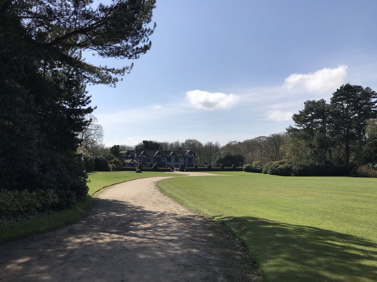 PPD1000's tweet photo. Itβs well worth the effort of organising such a valuable LOtC experience. Especially with the great support and expertise of the staff and volunteers @NTSpekeHall #riskassessment #previsit #primaryhistory #lotc #spekehall https://t.co/zZ2mlpUJOL