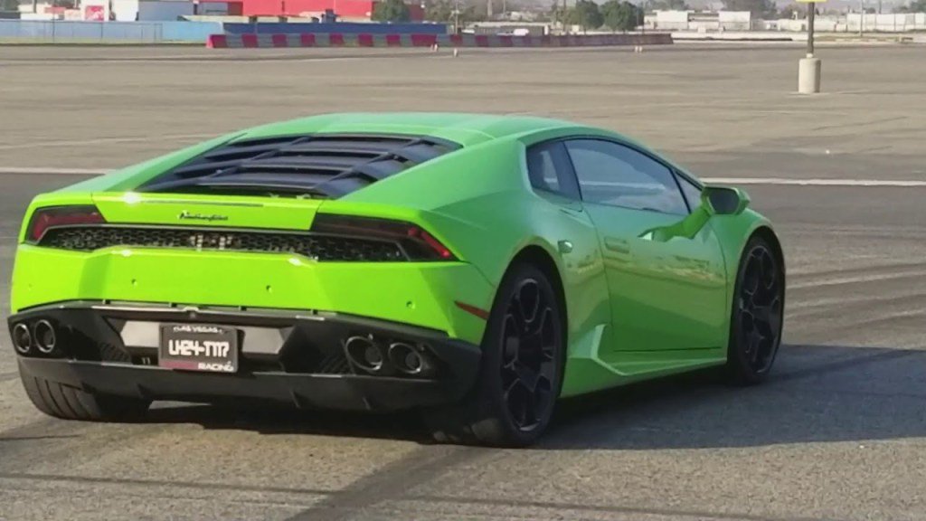 AutoFanaticNet's tweet image. Lamborghini Huracan @ Exotics Racing Los Angeles December 2017 autofanatic.net/2018/04/18/lam…'