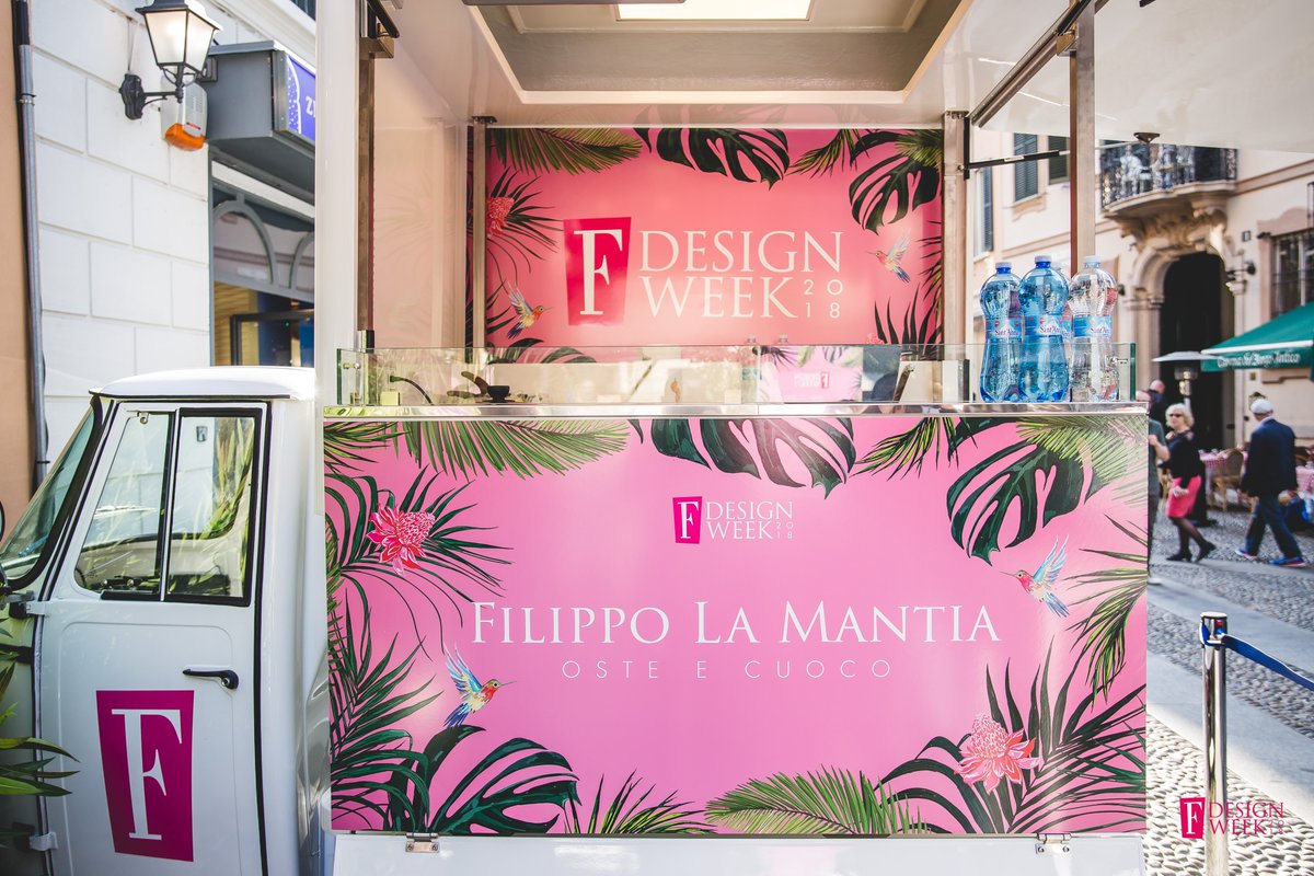 AcquaSantAnna's tweet photo. In occasione del #FuoriSalone2018, #AcquaSantAnna è diventata "acqua da copertina" per la rivista F! Ecco alcuni momenti dello showcooking dello chef @FILIPPOLAMANTIA durante l'evento più creativo dell'anno!

#FMagazine #FDesignWeek #FDW2018 #ThePinkSideofDesign https://t.co/1LForuM6pb