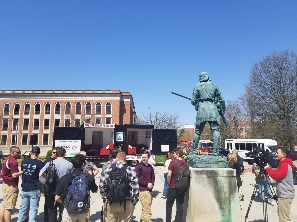 Richmond Fire Dept tweet media