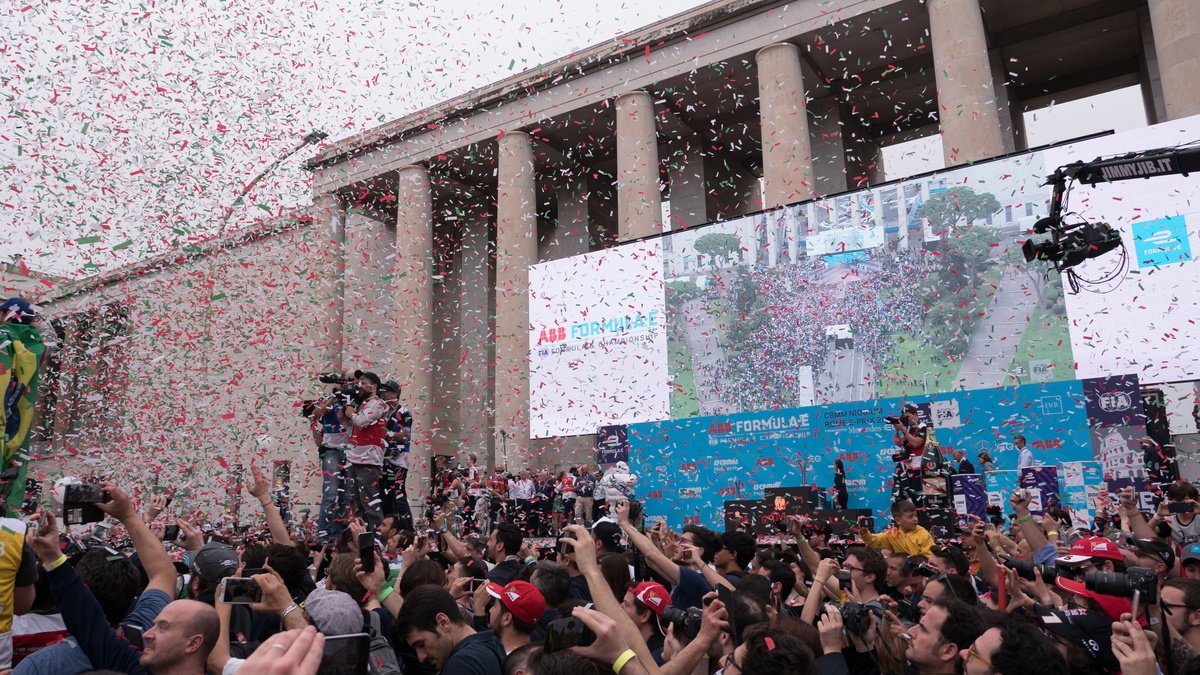 ADI_LED's tweet image. We&apos;re still getting over the excitement of Formula E Rome  @FIAFormulaE and counting down the days to Formula E Paris on 28th April. #formulae #screensolutions #sportscreens #mobilescreens #europe