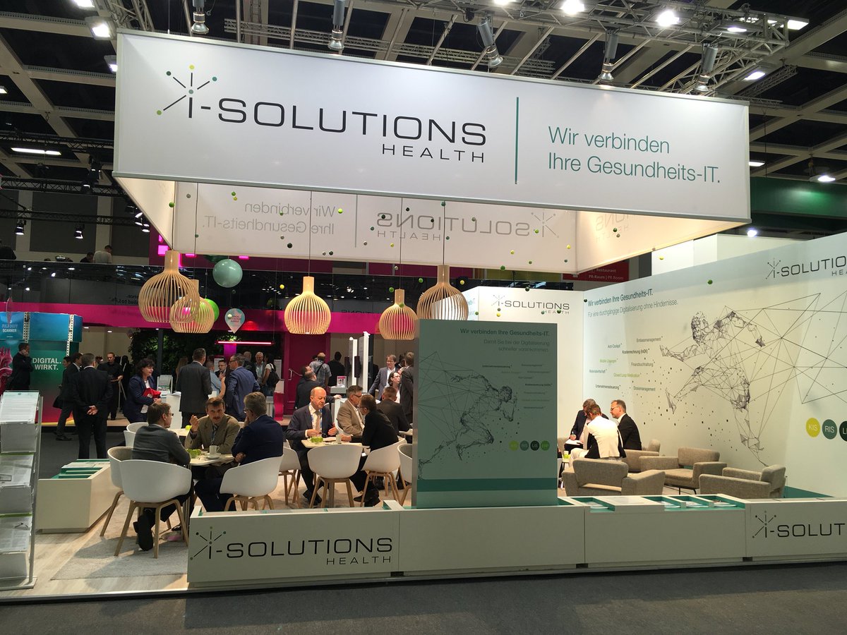 kma_online's tweet photo. Bei i-Solutions auf der #conhIT2018: Aufschlauen lassen über die Patientenmappe inklusive Entlassplan im KIS ClinicCentre. https://t.co/GQH6XFmMm2