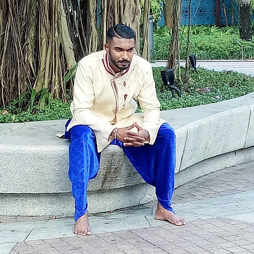 AlawdinAli's tweet photo. In My Own League
#peaceloveandmuscles #alawdinali #notarrogance #selfconfidence #sgactor #traditionaltattoo #tamilanda #aalamaram #okimdone https://t.co/RDgPZFnDLM