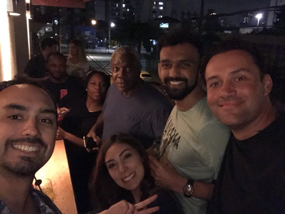 AudenciaFAM's tweet photo. #Alumni When Audencia meets at São Paulo. Thanks Gervaise, for coming to give us classes during one week here 🇧🇷 @audenciaalumni @audenciamasters https://t.co/B4DLQZBzBP