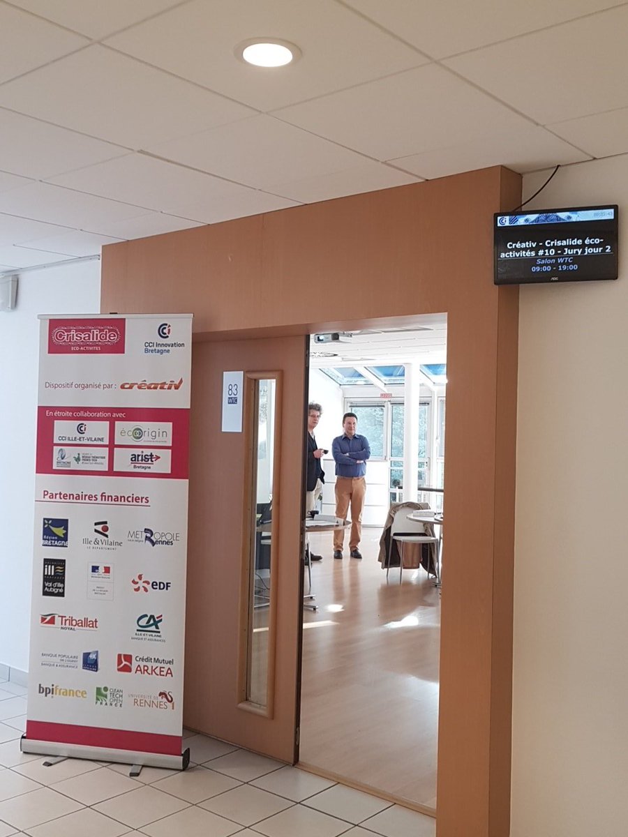 CrisalideEcoAct's tweet photo. [Jour 2!] Cette apres-midi c'est au tour de @AhcsHaller @enerpro_biogaz #Equium #ekkopincemin #EDDAEnergie &amp; #Calopor de pitcher devant le #jury @CrisalidEcoAct pour la catégorie #TransitionEnergetique bonne chance à tous! 😁🍀 https://t.co/gt5nFYg7zm