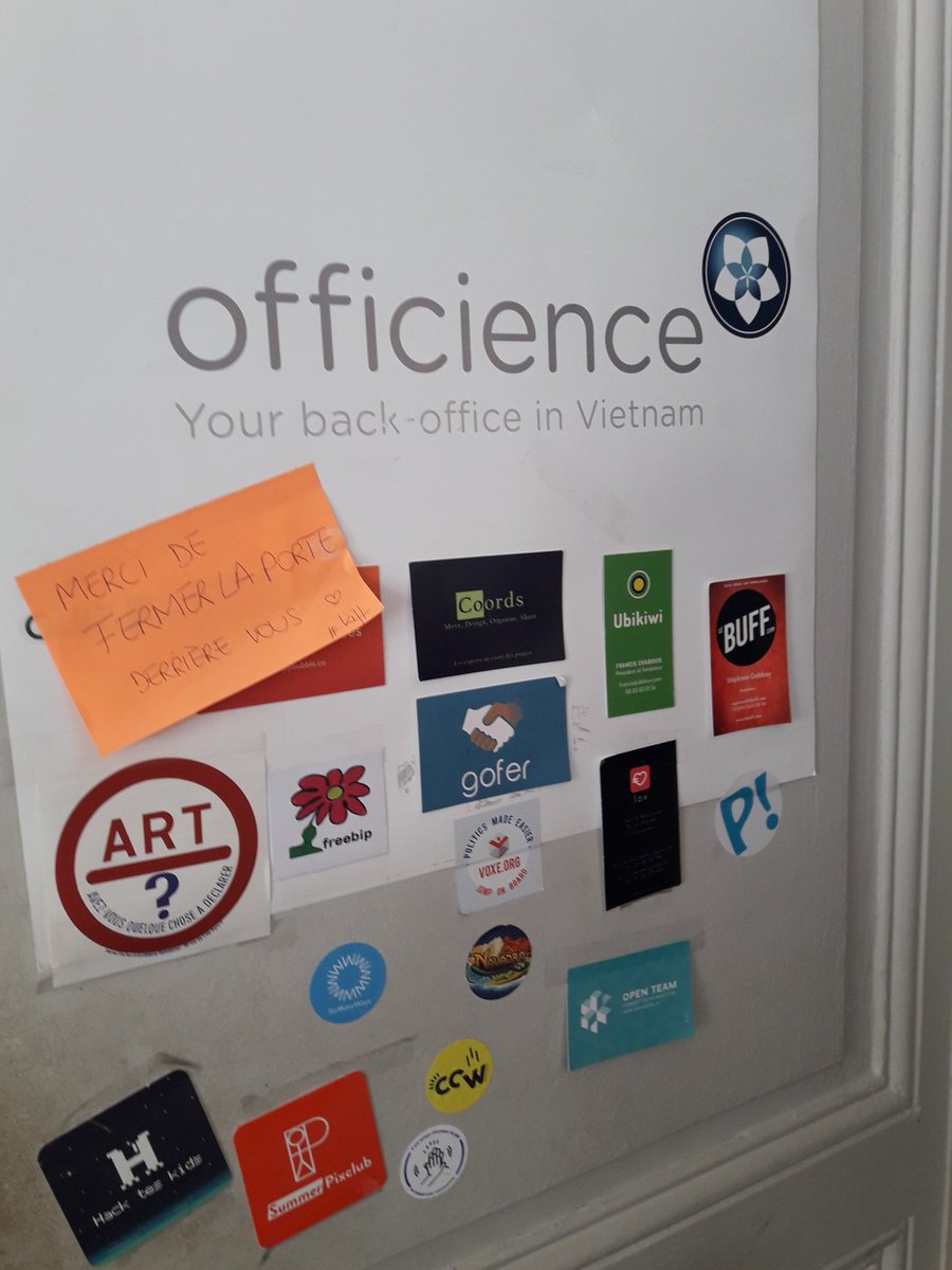 EmpowHer_Nt's tweet photo. Reçues par Duc Ha Duong d' #Officience , un co-working space gratuit en normes sociales. #OffShare #SiliconSentier #Vietnam #DeveloppementDurable #WomenInTechBrussels https://t.co/vpsXiaMfG7