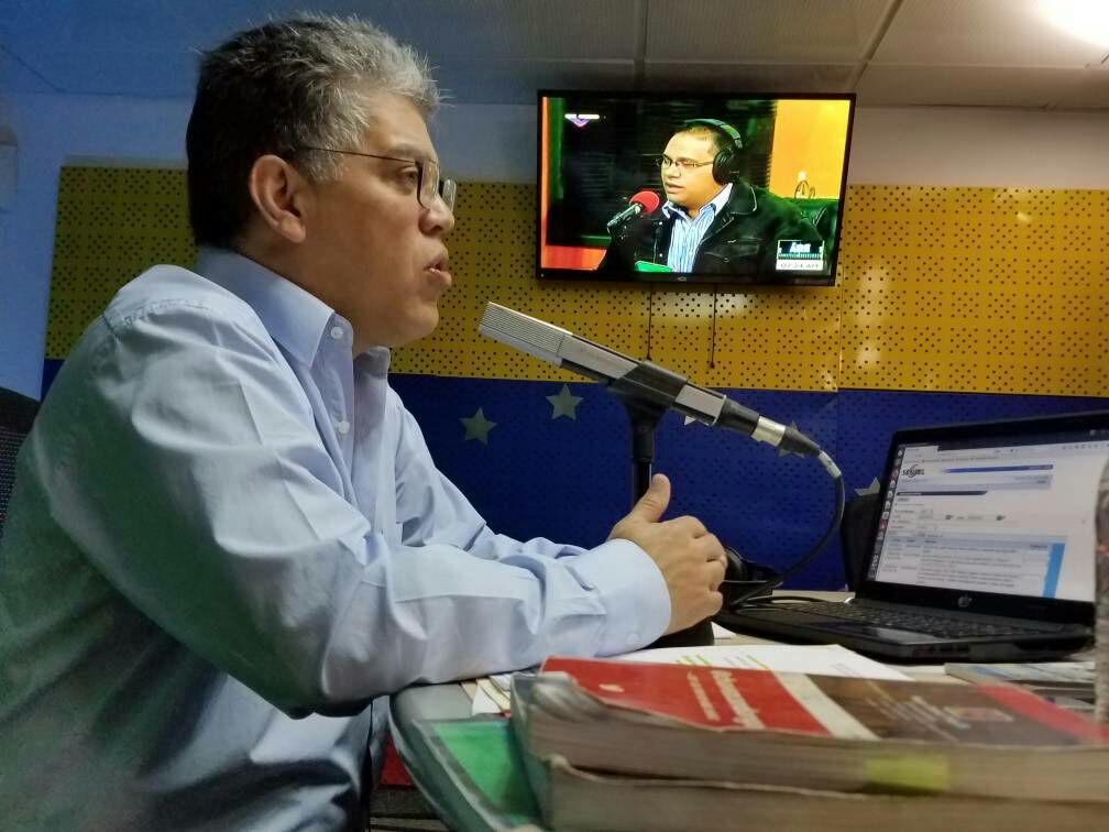 mineducacion_ve's tweet photo. #EnVivo Min. @JauaMiranda: Mientras más agresión imperialista nosotros daremos más educación pública, más protección a nuestro pueblo #EncuentroPopular https://t.co/iTqcdJaXND