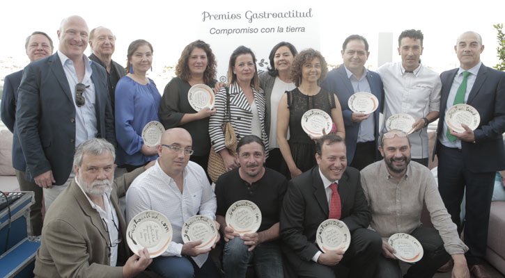 GASTROactitud's tweet photo. III #PremiosGastroACTITUD compromiso con la Tierra https://t.co/YMUYM35Fb0 @supracafeesp @picasuelos365 @CastillodCanena @cantagrullas ... https://t.co/KVDsbl8D4u