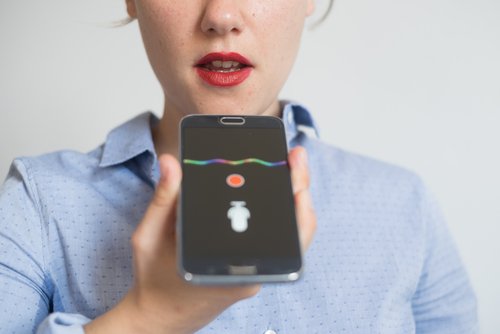 Stormshield's tweet photo. Assistants vocaux et #cybersécurité : et si le ver était déjà dans la pomme ? https://t.co/B4bqQGqkU4 #infosec https://t.co/GQ3uL0zF6N