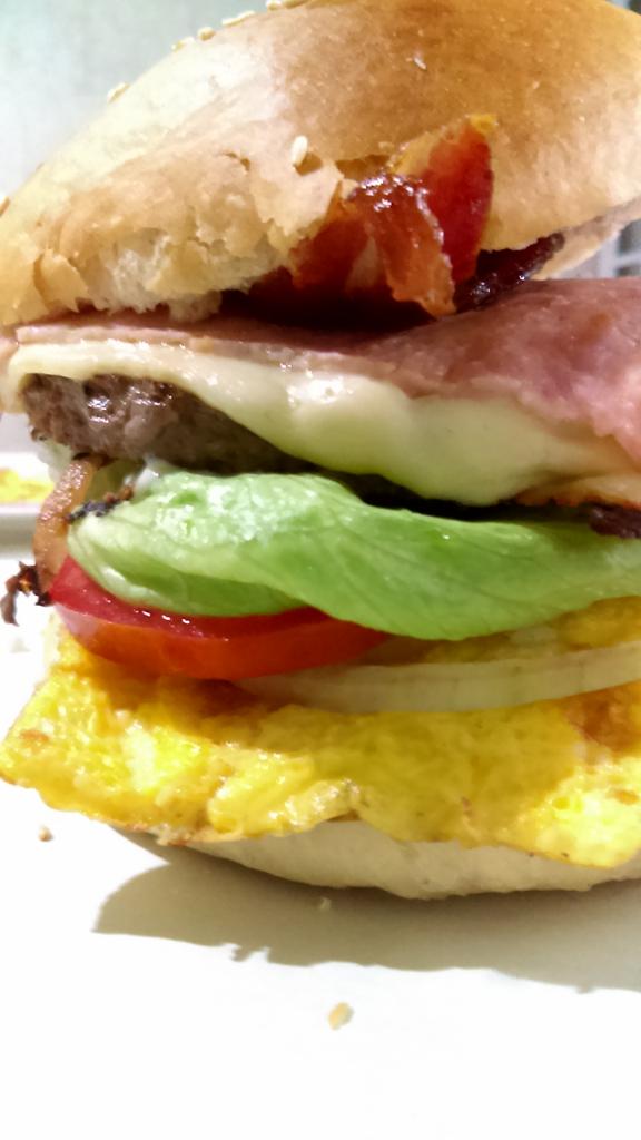 #nonnosburger @nonnos_delivery en Instagram