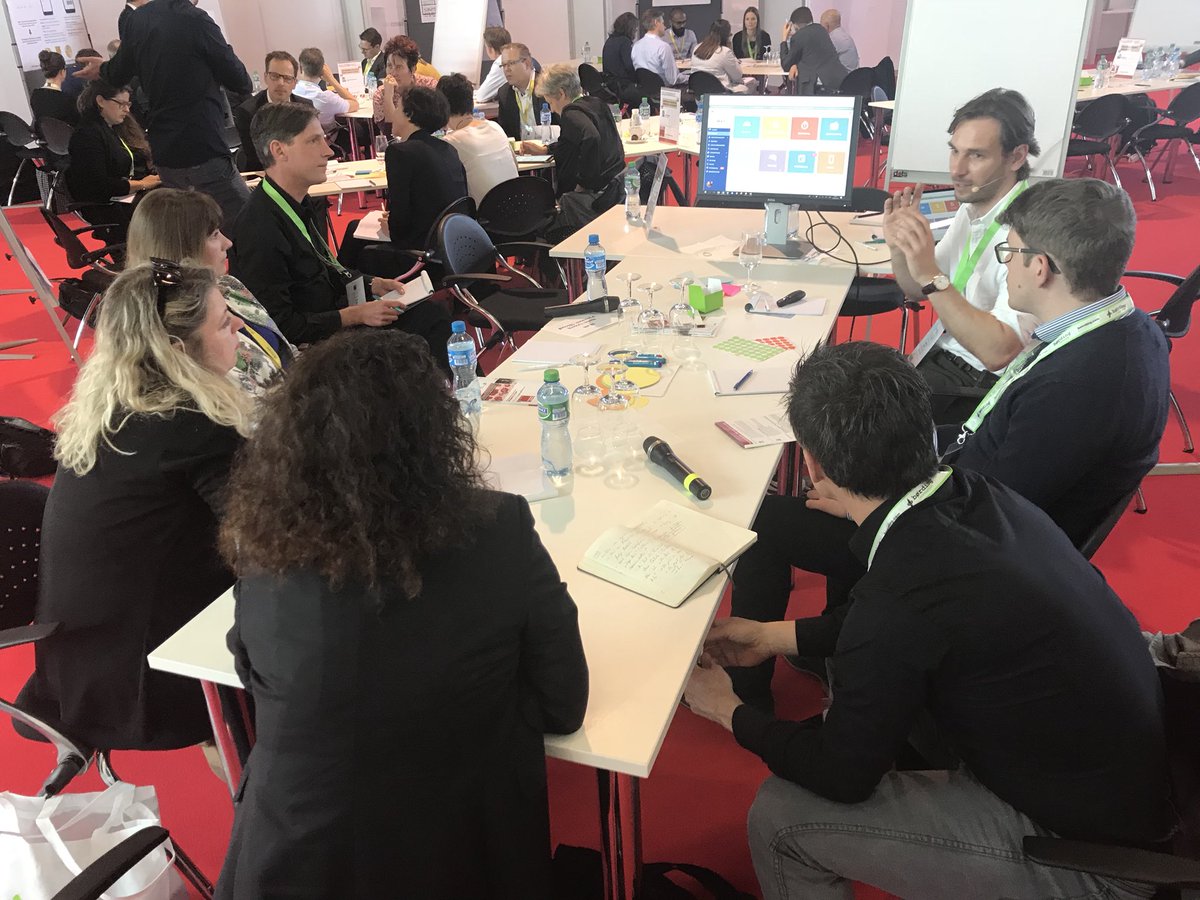 stollerschai's tweet image. Some impressions from the #SolutionSpace #licon18 #PersonalSwiss