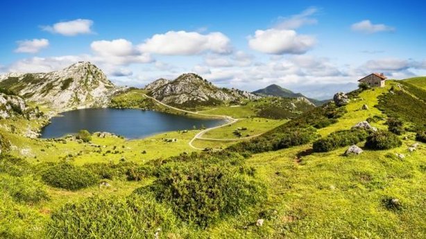 RTÉ (@rte) on Twitter photo Starting to plan your summer holidays? Here’s some inspiration if you’re planning adventures and weekends away in 2018, ow.ly/t81y30jvvtb, via <a href="/LifeStyleRTE/">LifeStyle on RTÉ</a> Starting to plan your summer holidays? Here’s some inspiration if you’re planning adventures and weekends away in 2018, ow.ly/t81y30jvvtb, via <a href="/LifeStyleRTE/">LifeStyle on RTÉ</a>