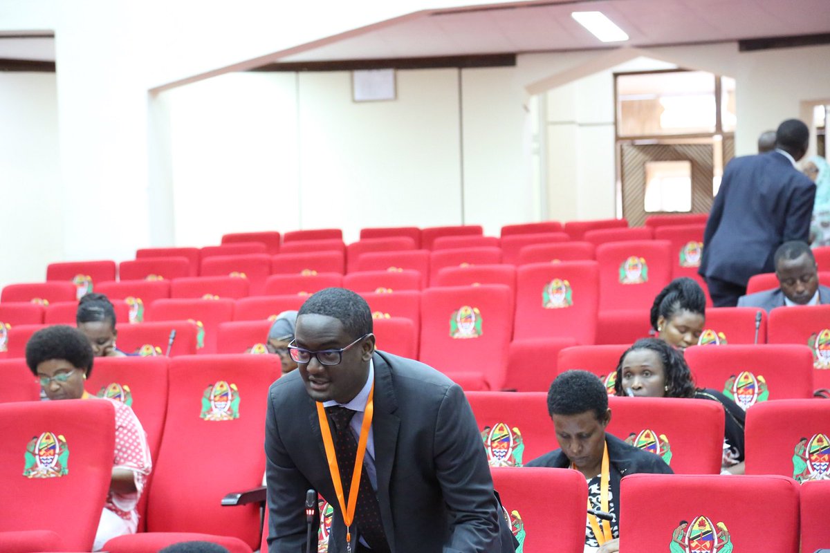 EA_Bunge's tweet image. When will the Council of Ministers submit to the Assembly a general report of the activities of the Community? Give us a timeline. Honorable Members asking the Council of Ministers. Watch live proceedings on eala.org