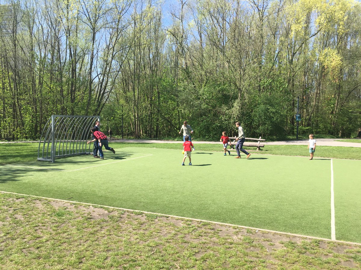 WATT The Firms (@watt_the_firms) on Twitter photo Ook bij <a href="/WATT_The_Firms/">WATT The Firms</a> doen we mee met de #Buitenspeeldag!⚽️💪 #groenevalleipark #gent #buitenspelen Ook bij <a href="/WATT_The_Firms/">WATT The Firms</a> doen we mee met de #Buitenspeeldag!⚽️💪 #groenevalleipark #gent #buitenspelen