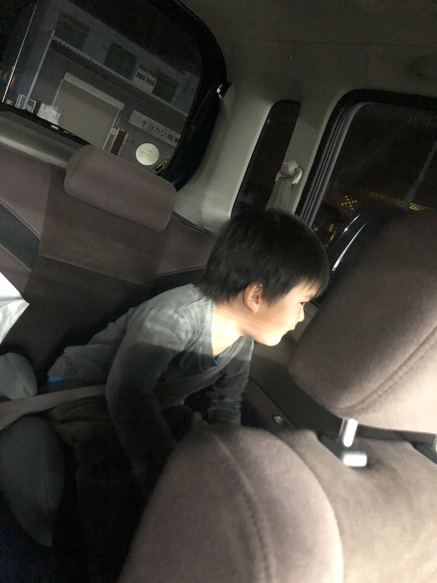 love915rainbow's tweet photo. あやとがwwwwwママってちっちゃいよねー。って言いよってじわったwwwwww https://t.co/SEQgmZX0Rh
