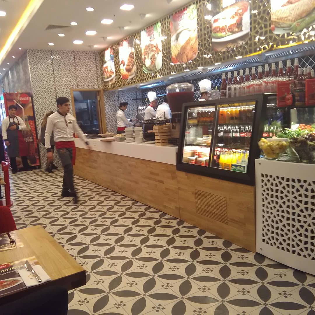 WinsellPOS's tweet photo. BKE Bursa Kebap Evi'nin Vadi İstanbul Şube açılışındayız.
Winsell Restaurant&Cafe POS Sistemlerinin iş başında eğitim sürecinde destek olduk.
Çalışmalarında başarılar diliyoruz.
@bursakebapevi
#avm #açılış #winsell #yemek #merhaba #bursakebapevi #BKE #kebap #vadiistanbul https://t.co/H2KuUe97NX