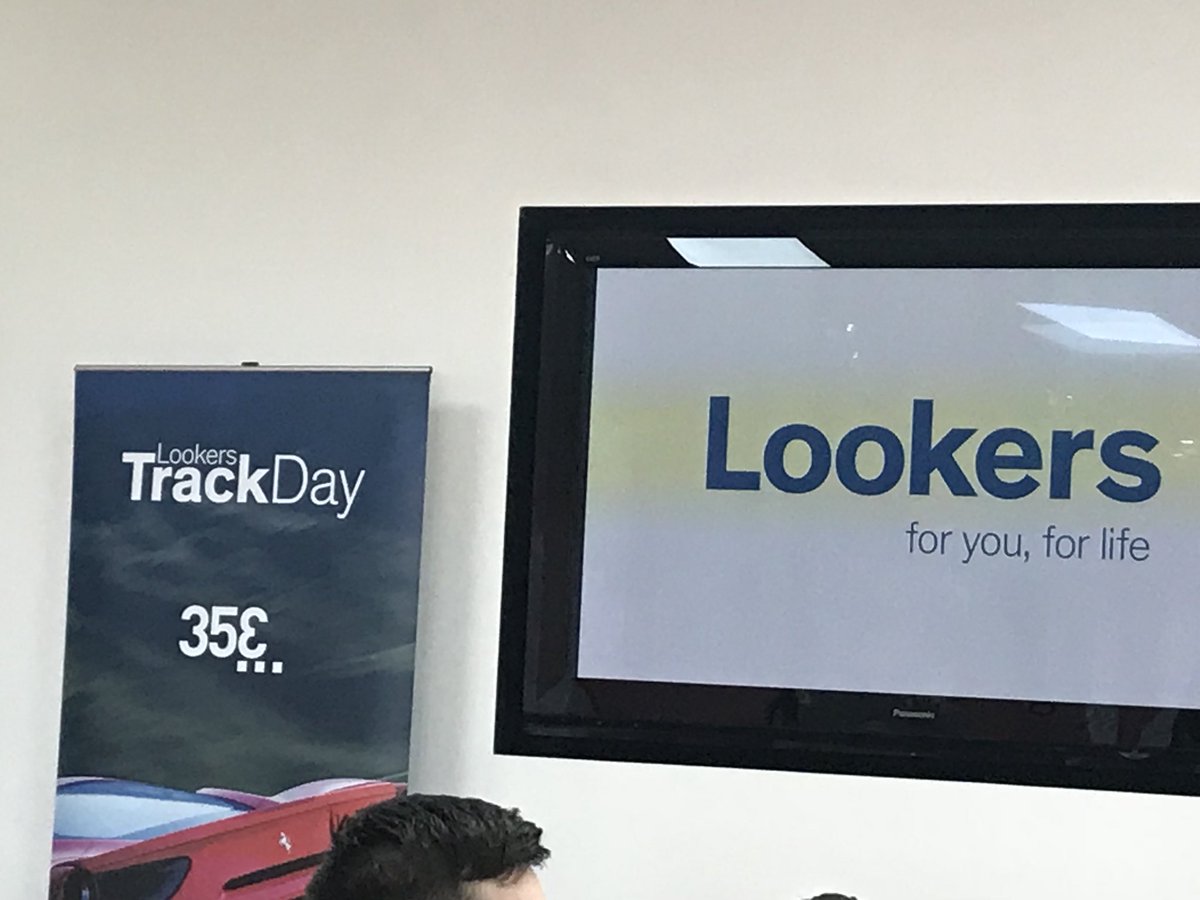 wendy_swaine's tweet photo. #LookersTrackDay https://t.co/e4ekH59LJl