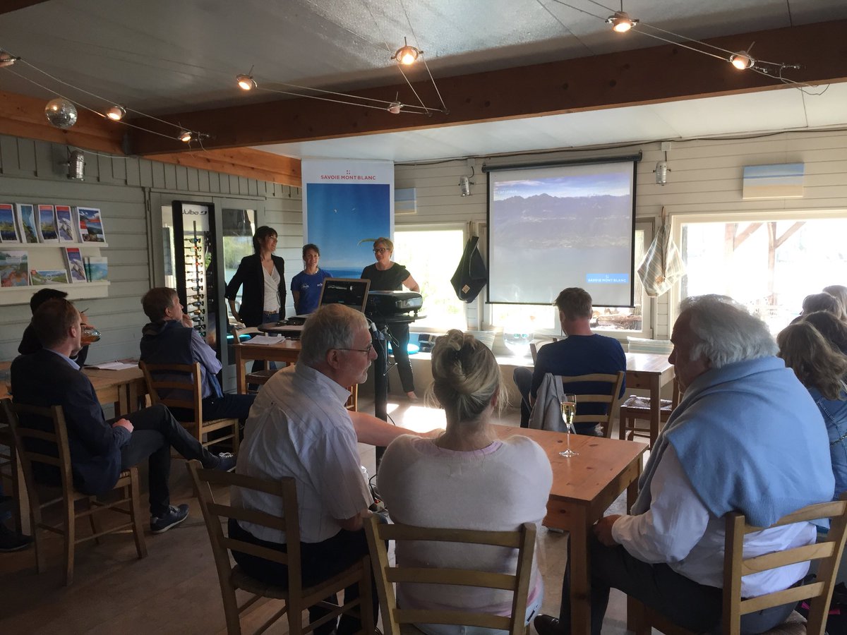 PRlacannecy's tweet image. Opération presse Bruxelles « Lacs Savoie Mont Blanc, au Lac de Genval #mindshakepr #savoiemontblanc #lacannecytourisme