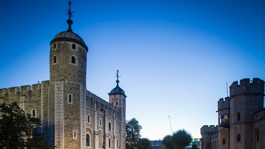 SouthPointSuite's tweet photo. Did you know that it's #WorldHeritageDay?
There are so many incredible places to visit in #London, including the @TowerOfLondon which is just a short walk away from us! https://t.co/lbTgc8ydsq