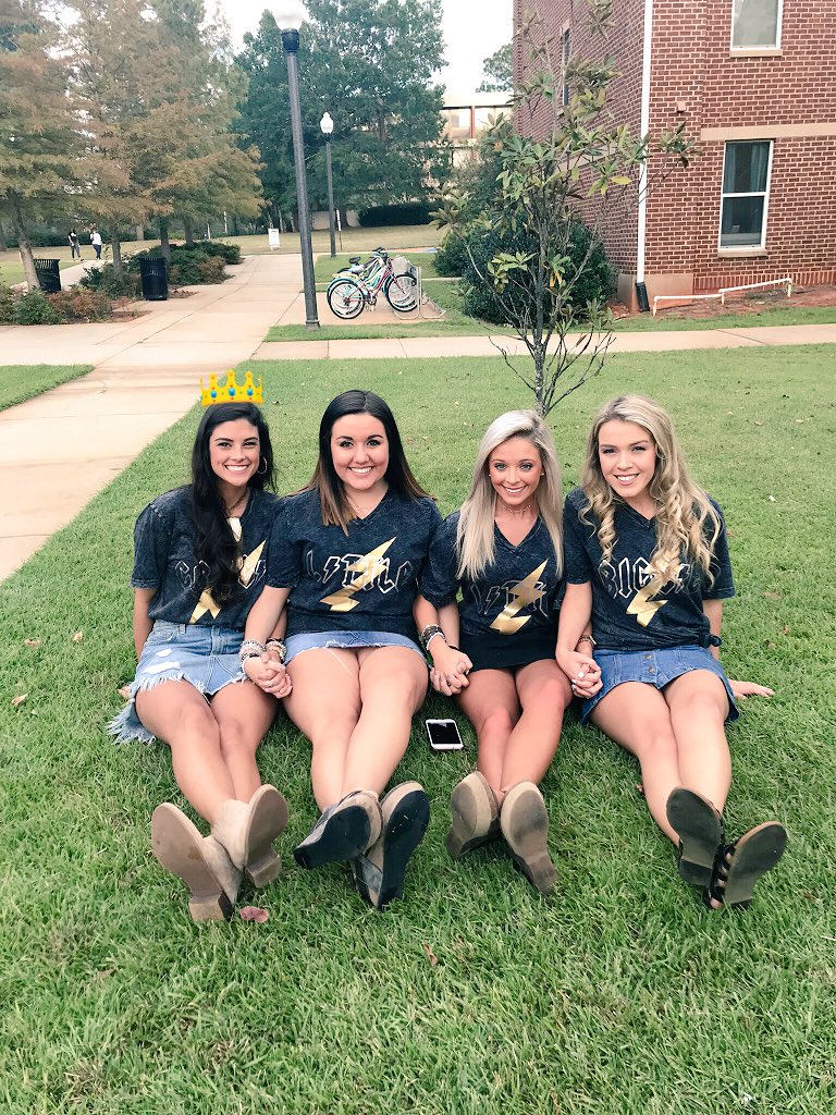 happy bday this gorgeous g-big!! ilysm and I hope your 21st is everything you wished for!!!💘🌟💋🤩 <a href="/klhardy11/">Kendall Hardy</a>