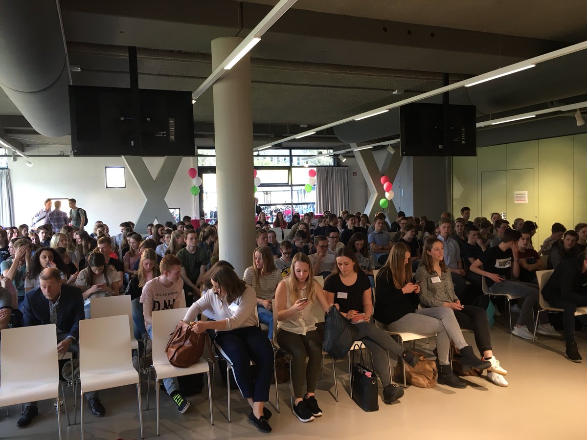 menrdg's tweet photo. Vandaag weer een finale van Spannend Ondernemen. Mooi initiatief om @ondernemerschap te stimuleren. Dit is ontplooid door @Inholland en waar wij @RaboAlkmaar trotse partner van zijn. https://t.co/acP3NnrGa7