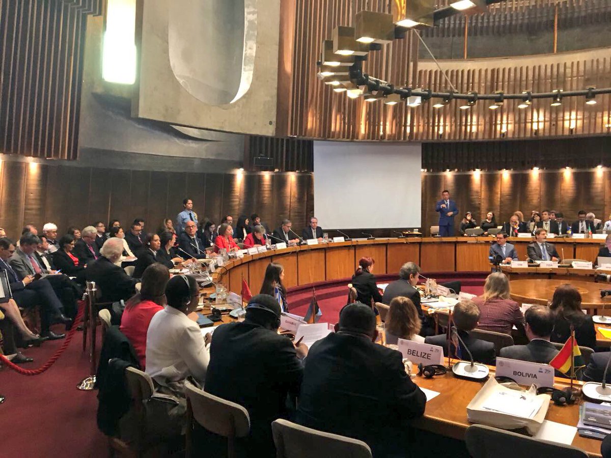 ChileONU's tweet photo. Con la participación de representantes de distintos ministerios del @GobiernodeChile 🇨🇱, se inicia la segunda reunión del Foro de los Países de América Latina y el Caribe para el Desarrollo Sostenible #ForoALC2030 en la #CEPAL: https://t.co/2CzcNa1rjZ https://t.co/2ADBOa2nrb