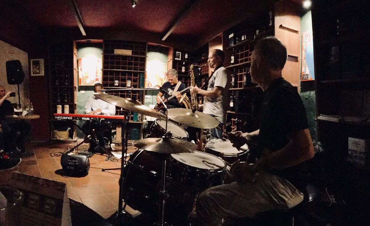 Popo Romano A Twitter Manana Jueves 19 De Abril 22hs Reservas 2908 3430 Jazz En Montevideo Invitada Especial Julieta Taramasso Jazz Poporomano Julietataramasso Darwinsilva Https T Co Uux6txfvpa