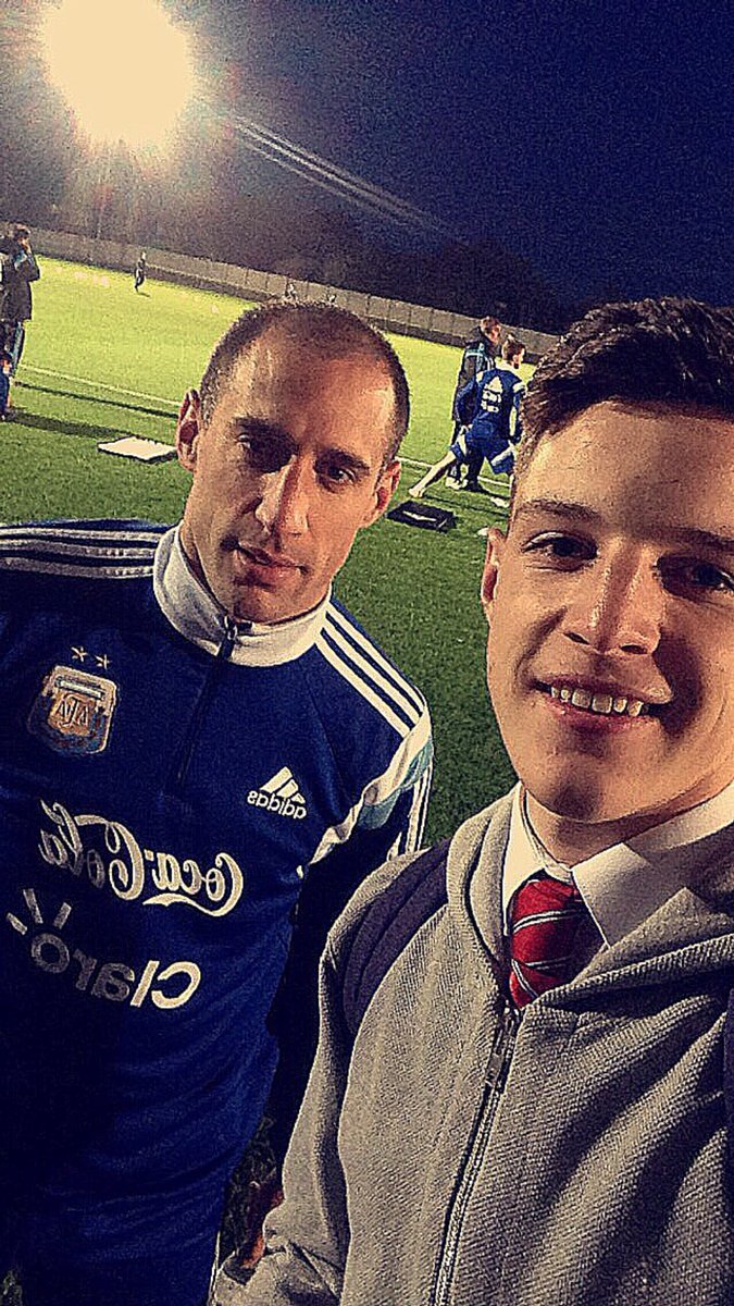 _DeclanRice's tweet image. From his fan in 2014..                                  Too teammates in 2018.. ⚒