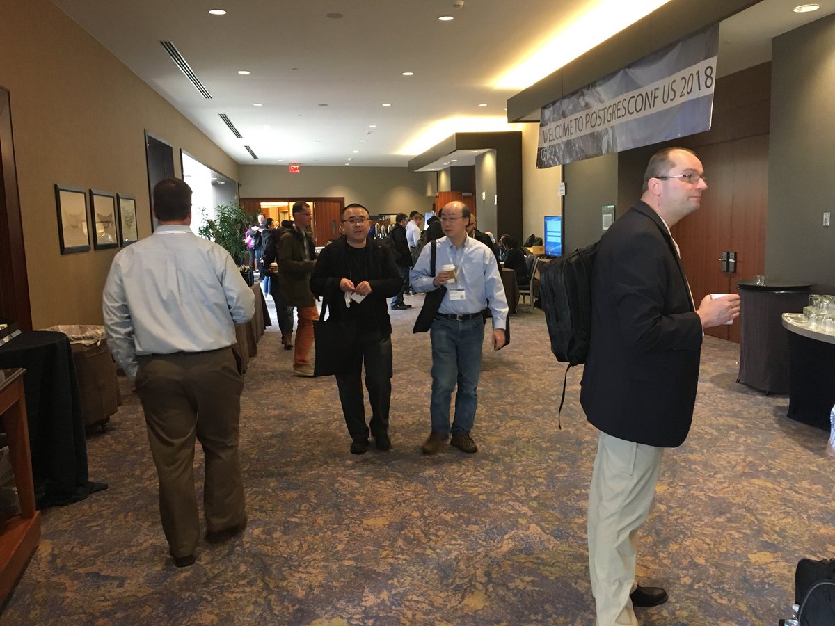 jer_s's tweet image. 8am and the conference is already hopping! #PostgresConf @amplifypostgres