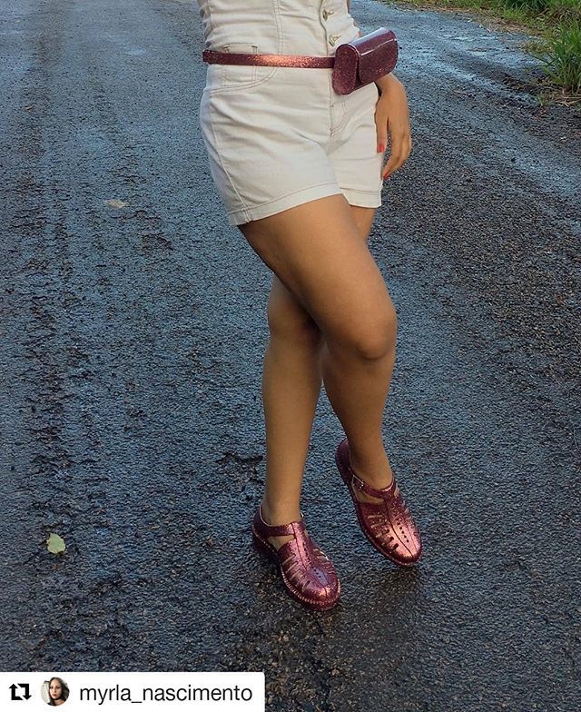 JellyShoeLover's tweet image. #Repost @myrla_nascimento ・・・
Pink 💕
.
Cute bag + aranha 79/16
.
.
.
#melissando #melissas #melissandoporai #melissacutebag #melissaaranha7916 #melissandosempre #melissadodia #melissaoficial #melissandotododia #melisseiradoacre #melisseirasdoacre #me… ift.tt/2qGX2Vf