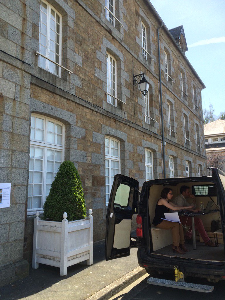 L'Agence Tout Risque au  musée de #Virenormandie ? Les archi travaillent sur le projet de rénovation tandis que...