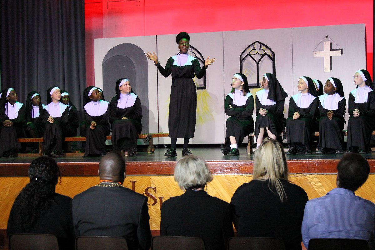 It was great having <a href="/ThurrockMayor17/">Tunde Ojetola</a> in today to present us with the Diversity Mark Bronze award! Presented in recognition of the commitment by the school leadership team to preventing extremism and achieving excellence in the spiritual, moral &amp; social education of all pupils.