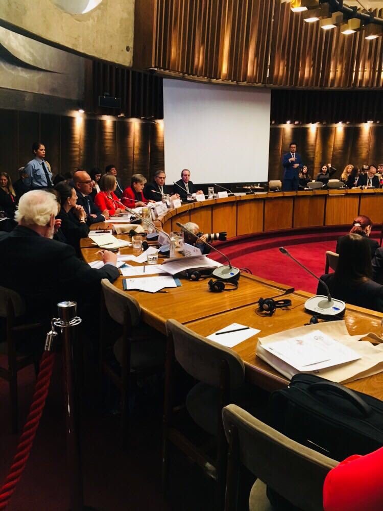 PNUDChile's tweet photo. VIVO🔴 Ya estamos en @cepal_onu para la 2a reunión del #ForoALC2030 sobre el #DesarrolloSostenible. Nuestro Director Adjunto para #AméricaLatina y el #Caribe, @LenniMontiel y la Representante Residente en #Chile, Silvia Rucks, están en la inauguración ➡️ https://t.co/VwAhCO9tDP https://t.co/28dESYvfIA