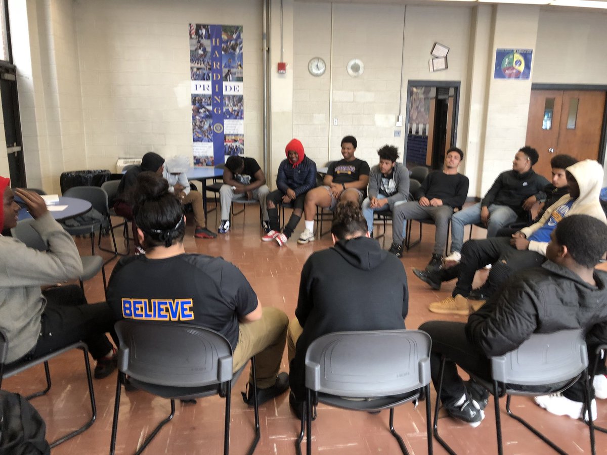 WHHSPresidents's tweet photo. Harding Football is focused on improving the whole young adult. Not just academics and physical health but social/emotional health as well! #PresidentialDevelopment #BELIEVE #cthsfb https://t.co/9oZuZmTQG7