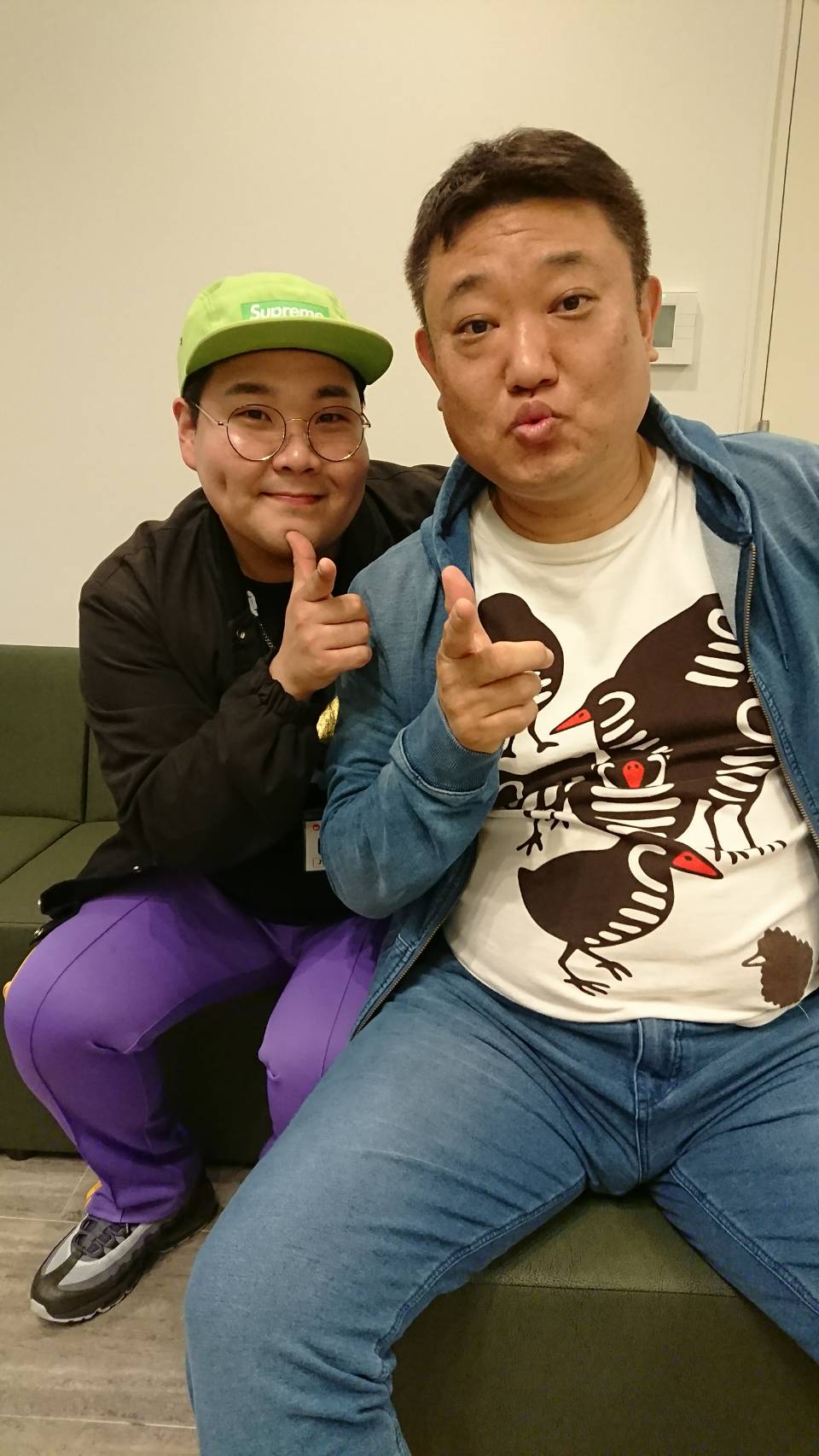 烏川耕一 よしもと新喜劇 月曜日過ぎるtv見てくれた方ありがとうございます 簡単で美味しいので是非ご家庭で作ってみてください ちなみにキムチのお店は内緒です 写真は へびいちごの島川さんに 似てますが違います 韓国のコメディアンで 時間が