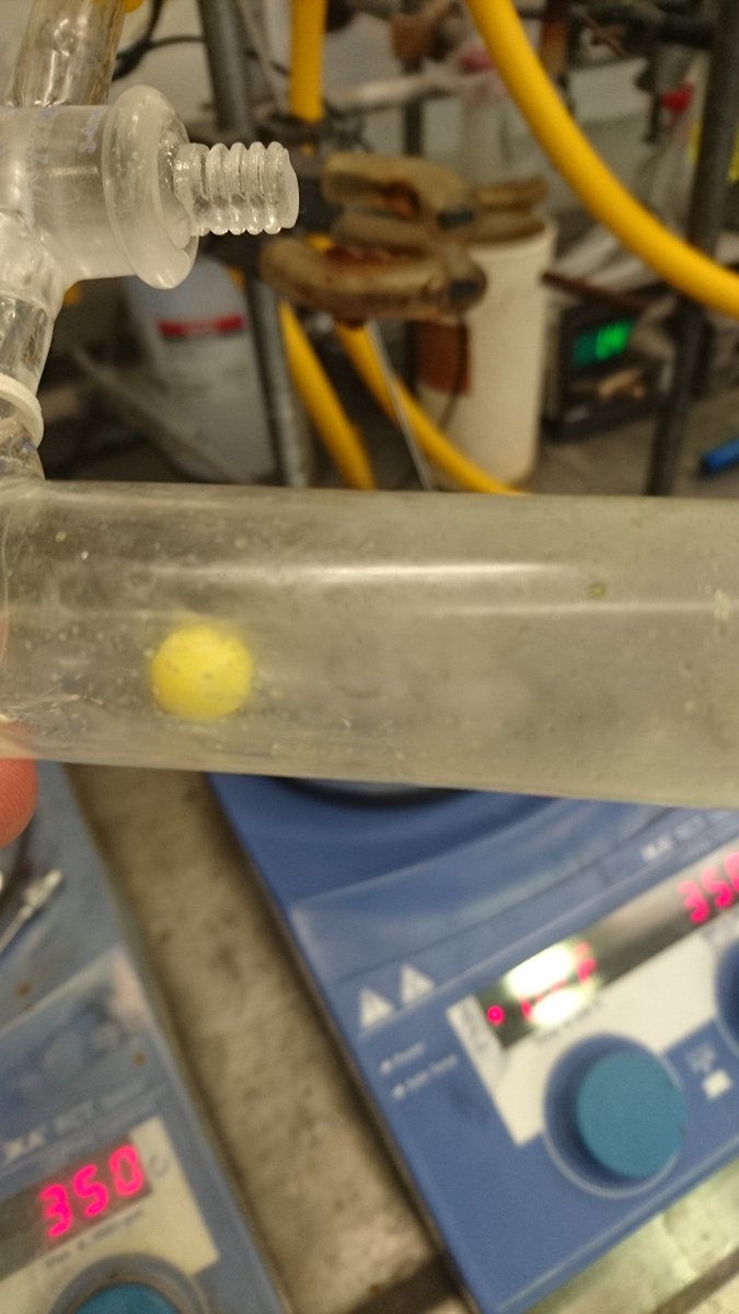 KyleGPearce's tweet photo. When your reaction makes a ball.. 
#RealTimeChem #IRCgroup https://t.co/VrjMLTADUF