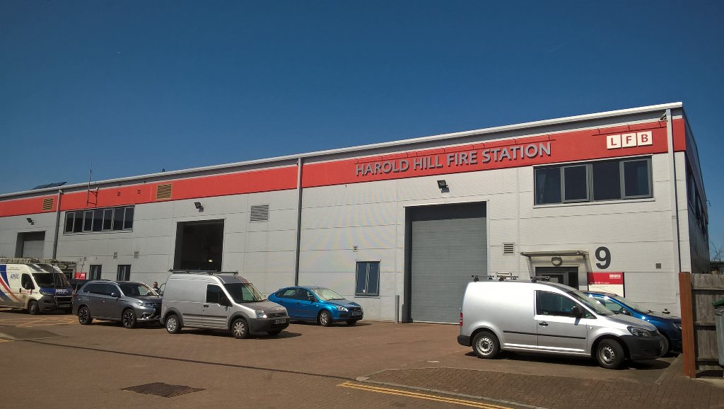 P_T_George's tweet photo. Excellent visit to Harold Hill today, great to meet such positivity amongst @LondonFire crews. Thank you. https://t.co/L2PQV4InYF