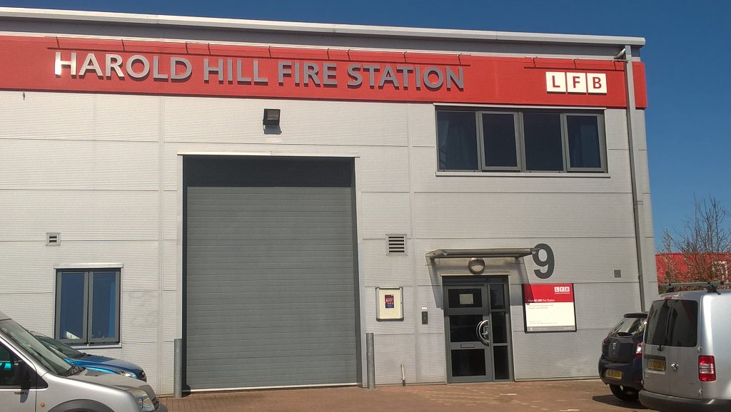 P_T_George's tweet photo. Excellent visit to Harold Hill today, great to meet such positivity amongst @LondonFire crews. Thank you. https://t.co/L2PQV4InYF