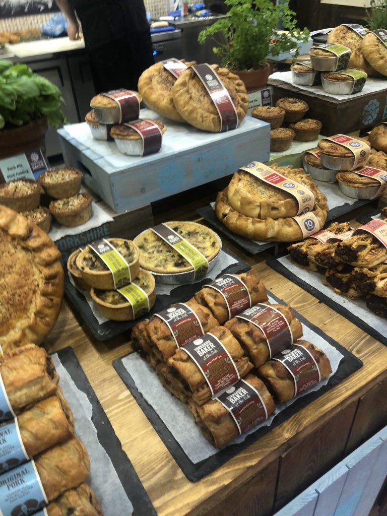 foodie_modern's tweet photo. Great day at the Food and drink Expo at @nec_birmingham today. Highlight for me was the @yorkshirebaker #FDX2018 #FDE2018 #TIS2018 FSD2018 😋 #events #Foodie https://t.co/QDvnEq716g